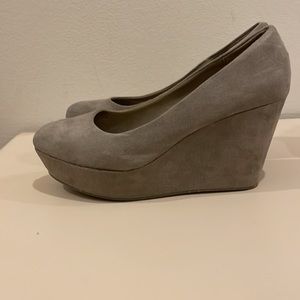 Divided - Tan Wedge Pumps